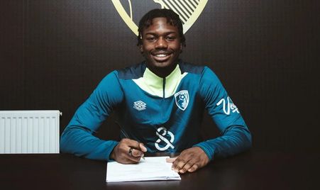 还要归功于 还要归功于