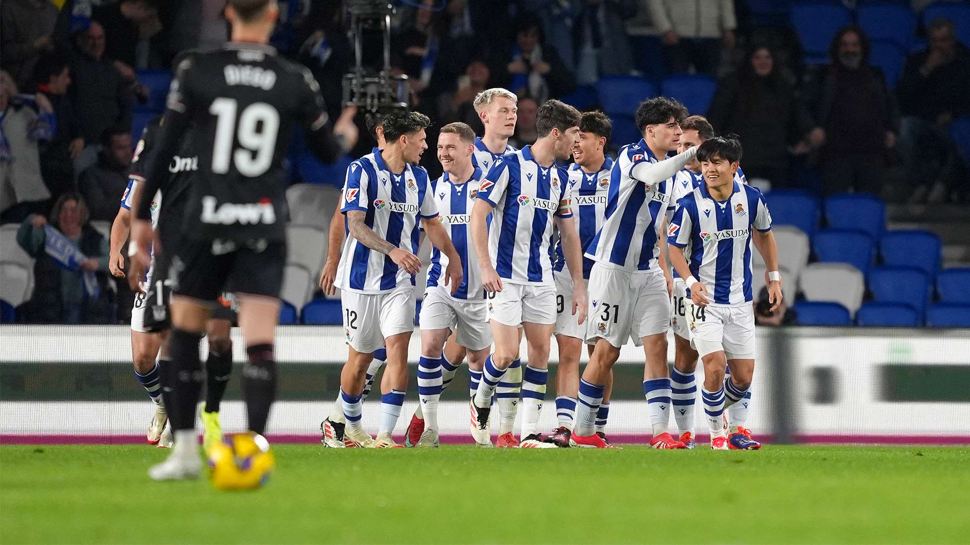 年女足的竞 年女足的竞